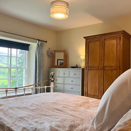 Plas Yn Yale With Mountain Views From All Windows Ρέξαμ Εξωτερικό φωτογραφία