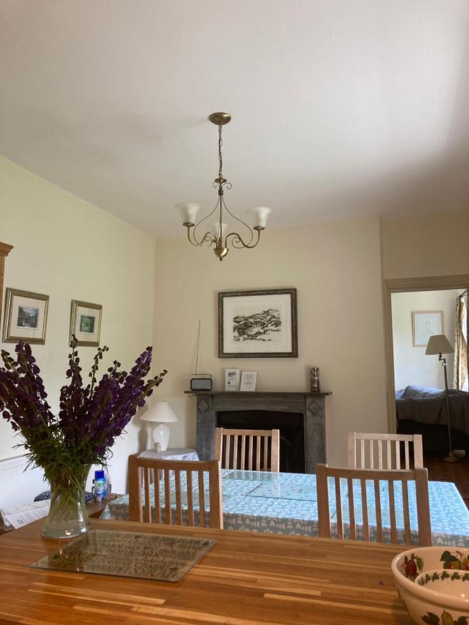 Plas Yn Yale With Mountain Views From All Windows Ρέξαμ Εξωτερικό φωτογραφία